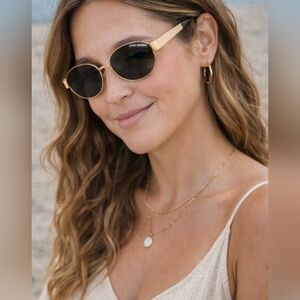 NWT Steve Madden Gold Frame Sunglasses with Green Lenses